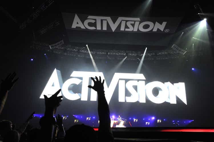 Microsoft said to plan to close Activision deal despite FTC suit - report