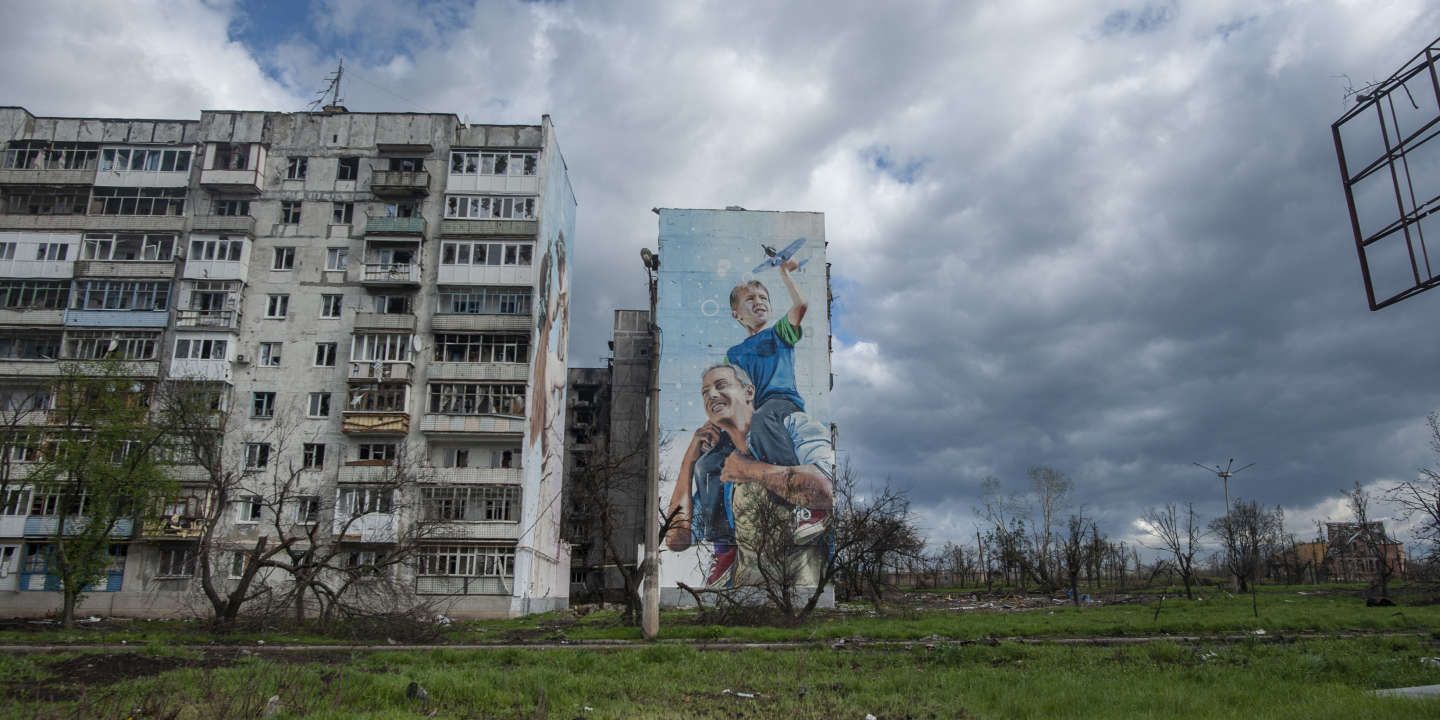 Guerre en Ukraine, en direct : Bakhmout, " seul endroit où les Russes semblent remporter un succès tactique avec des pertes énormes "