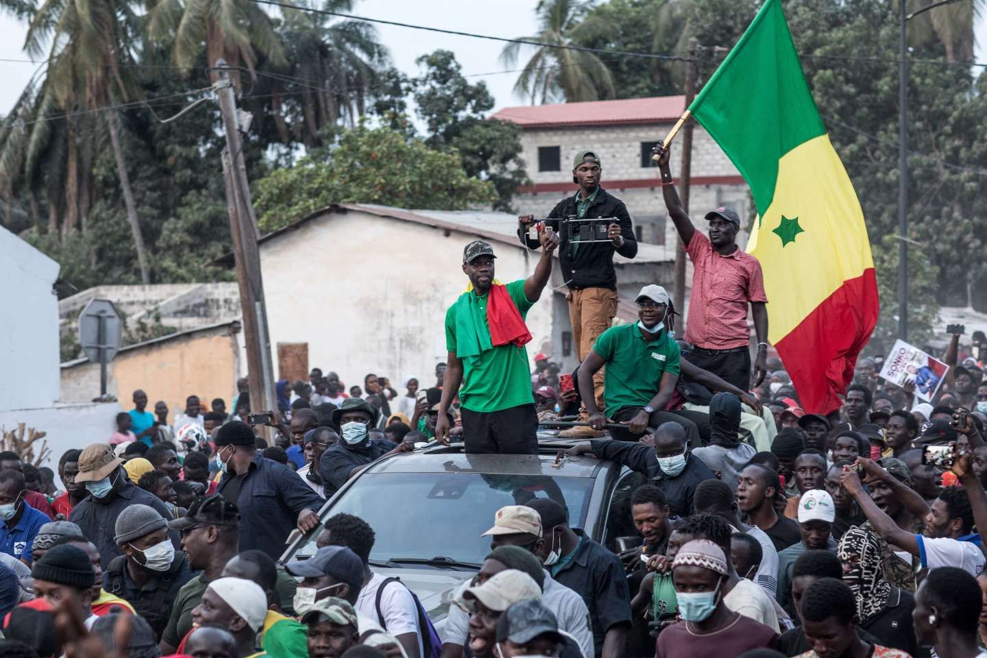 Sénégal : Ousmane Sonko, accusé de viols et menacé d’inéligibilité, veut marcher sur Dakar