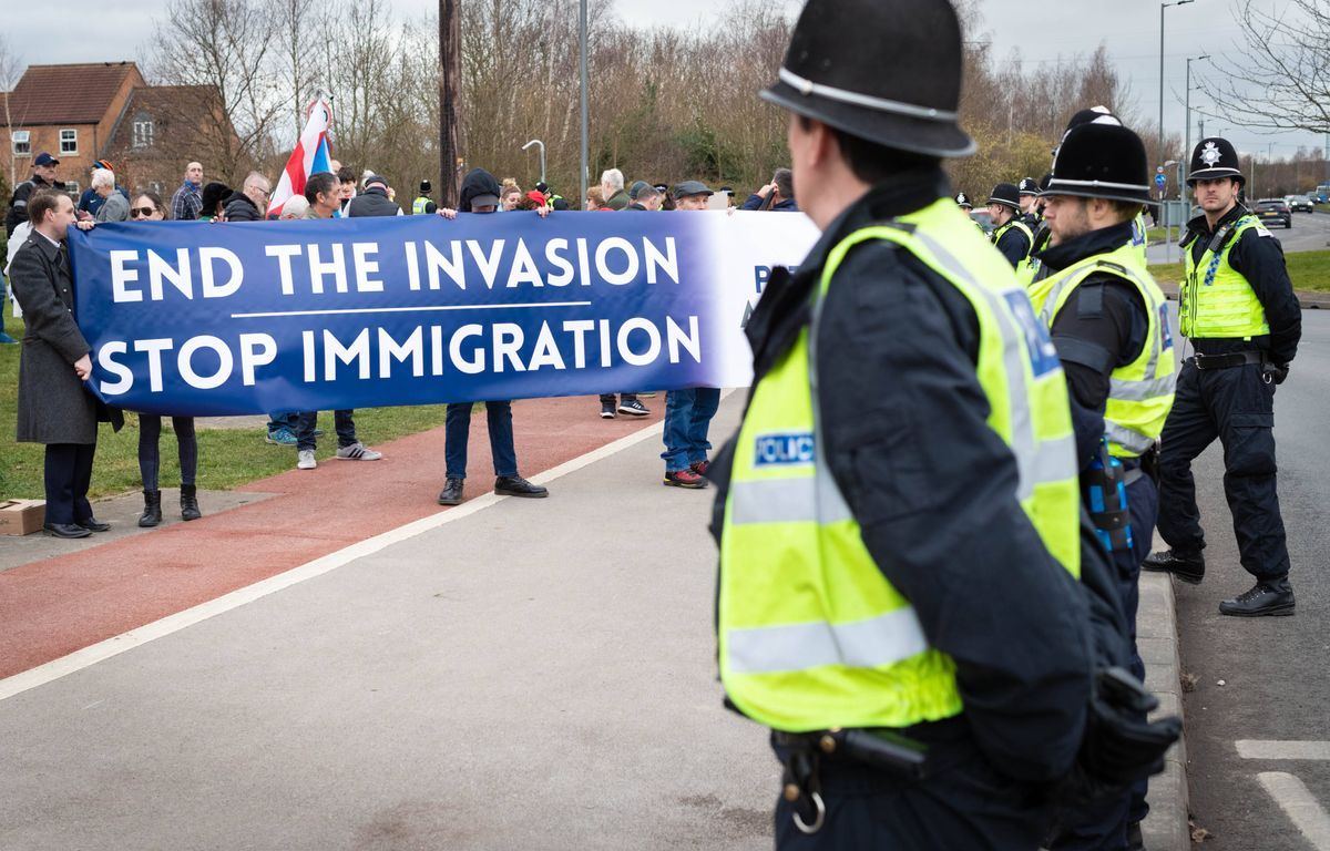 Royaume-Uni : Avec une immigration record en 2022, le gouvernement sous pression