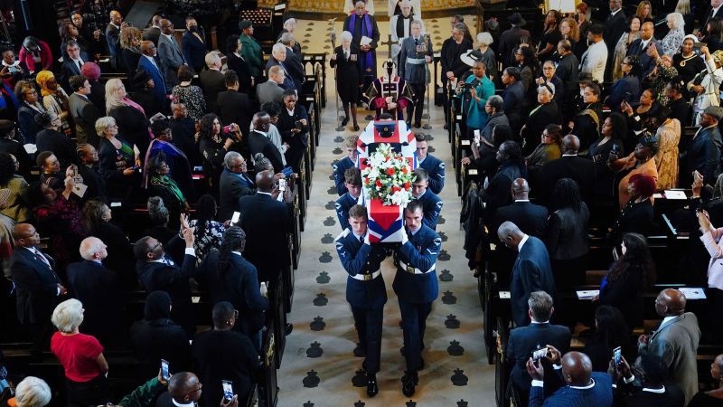 Hundreds of mourners attend funeral of one of the last RAF 'Pilots of the Caribbean'