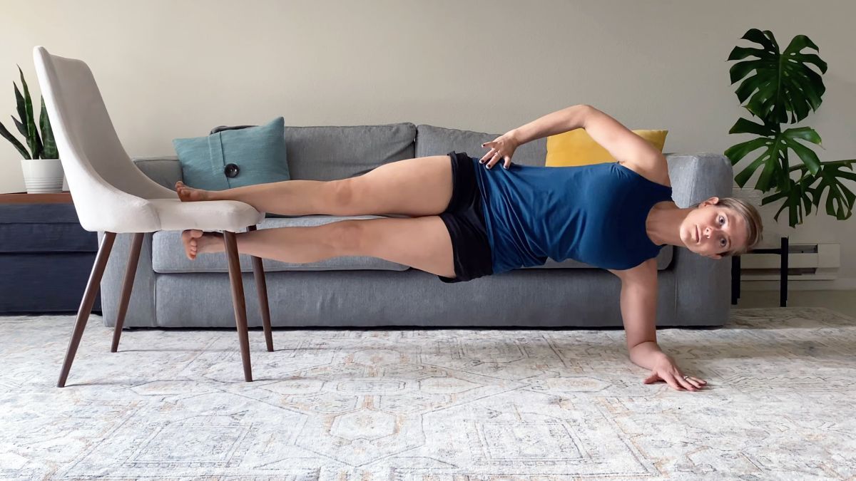 I did a two-minute Copenhagen plank every day for a week - here's what happened