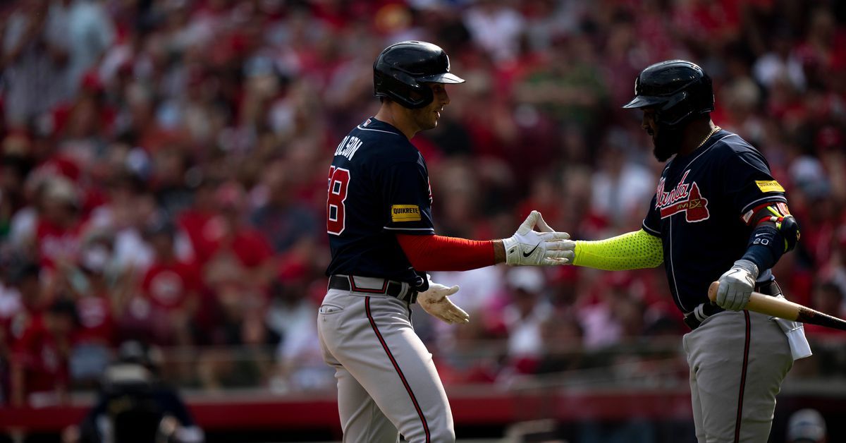 Braves hold off Reds for 7-6 win