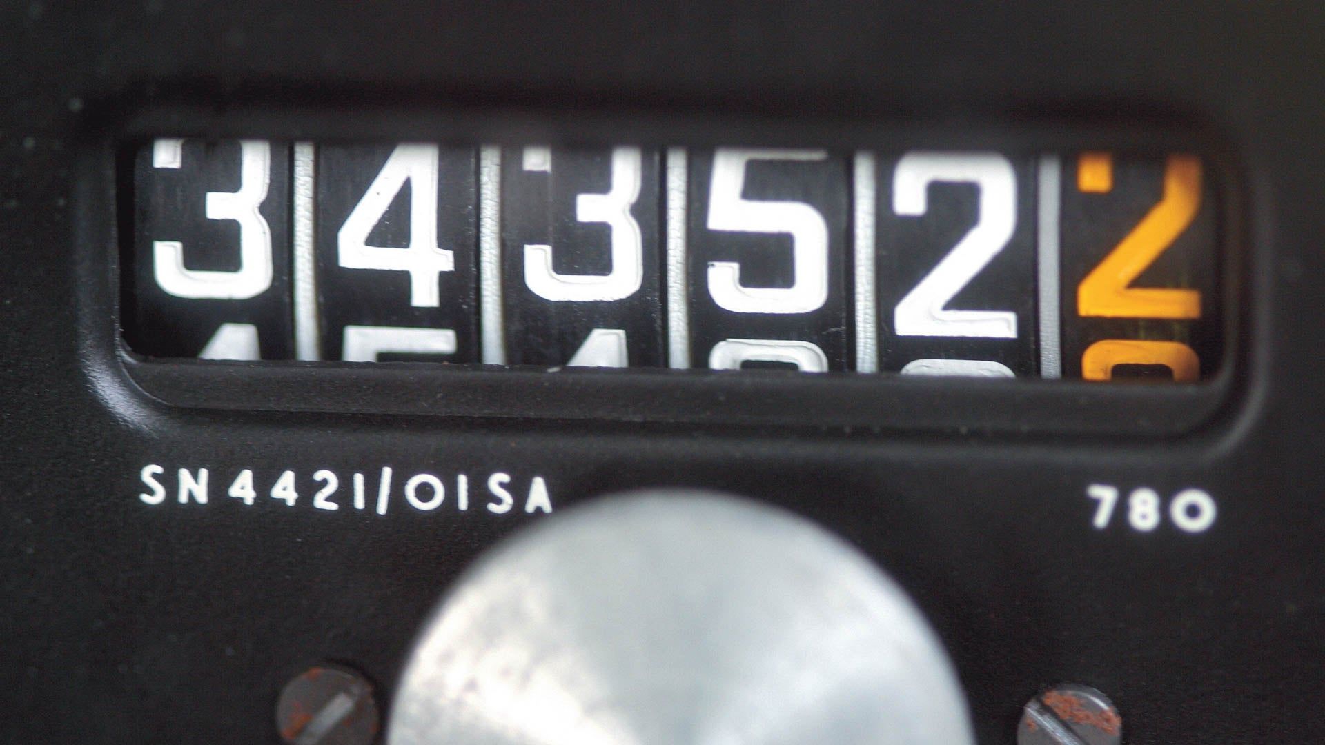 FedEx Accused of Largest Odometer Rollback Fraud in History With Used Vans