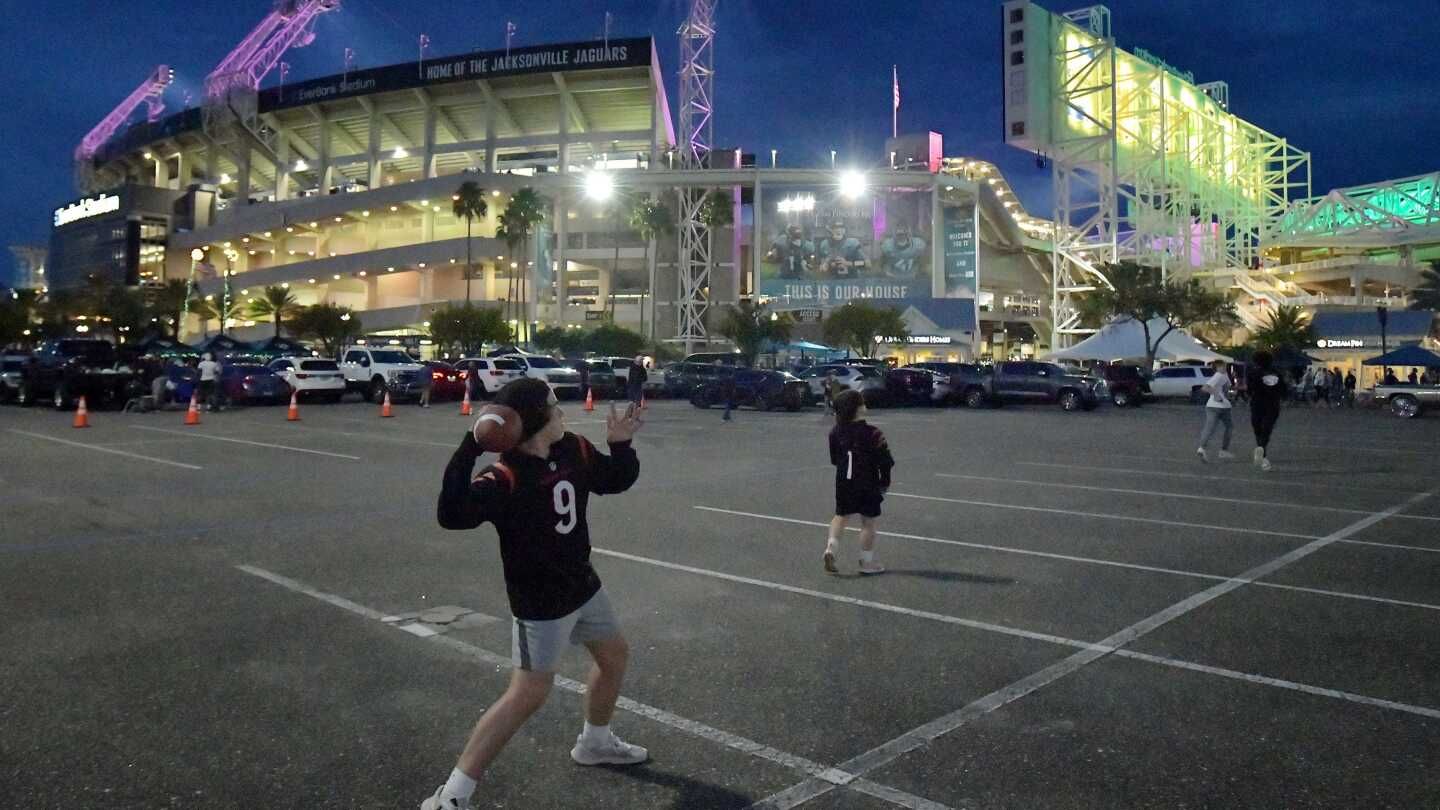 Jacksonville approves $1.4 billion Jaguars' stadium deal