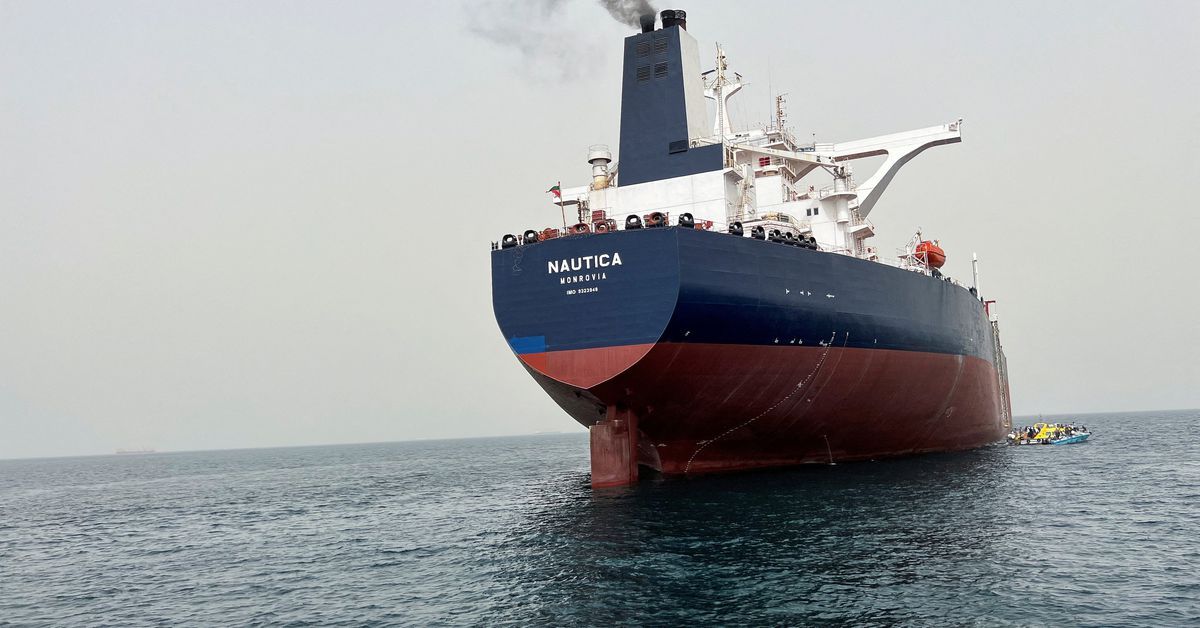 UN starts removing oil from decaying tanker near Yemen in Red Sea