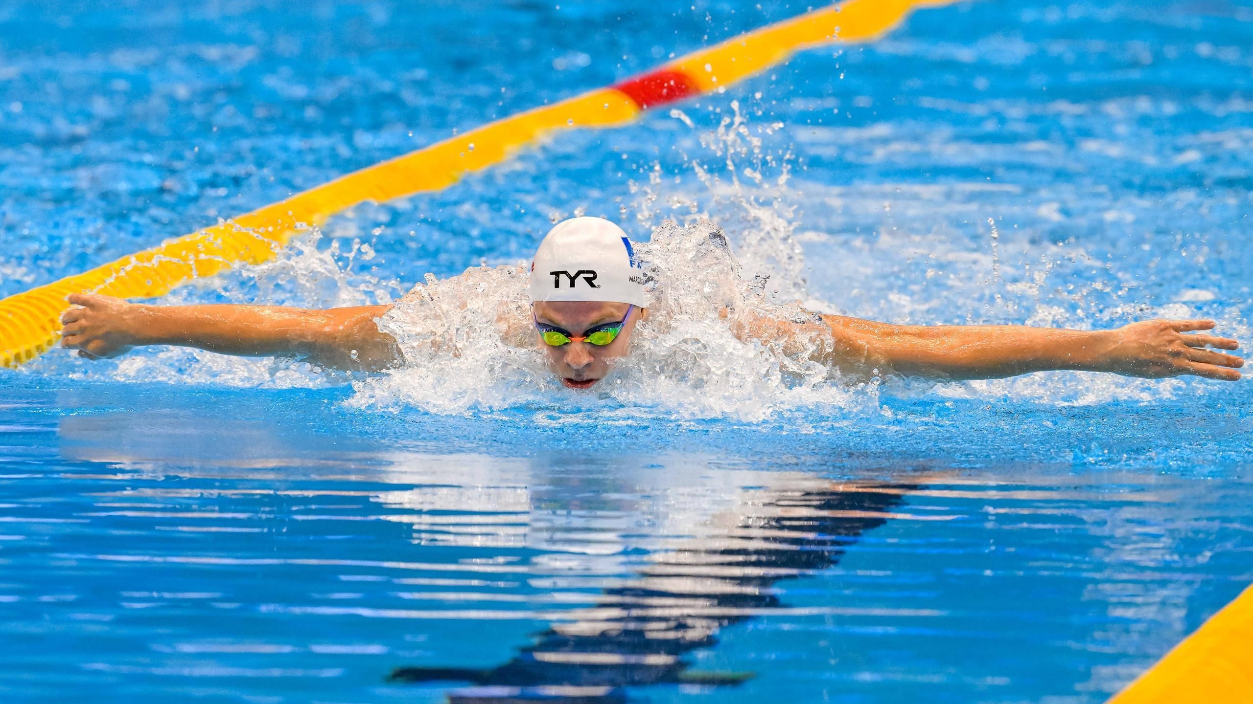 "Ca va être un challenge" : Léon Marchand, les yeux rivés sur la finale du 200m papillon