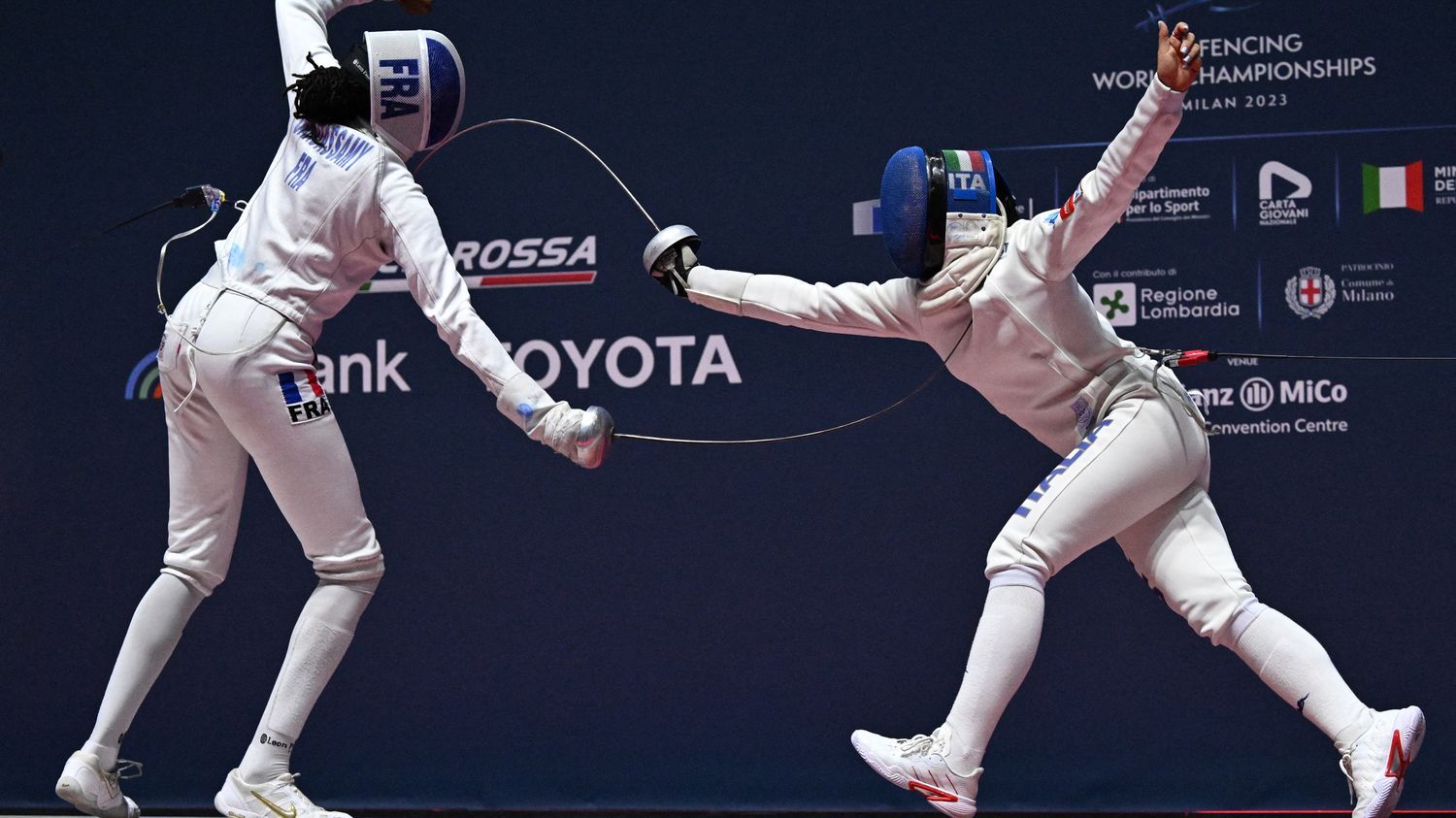 Escrime : Marie-Florence Candassamy championne du monde à l'épée, première Française titrée depuis 2010