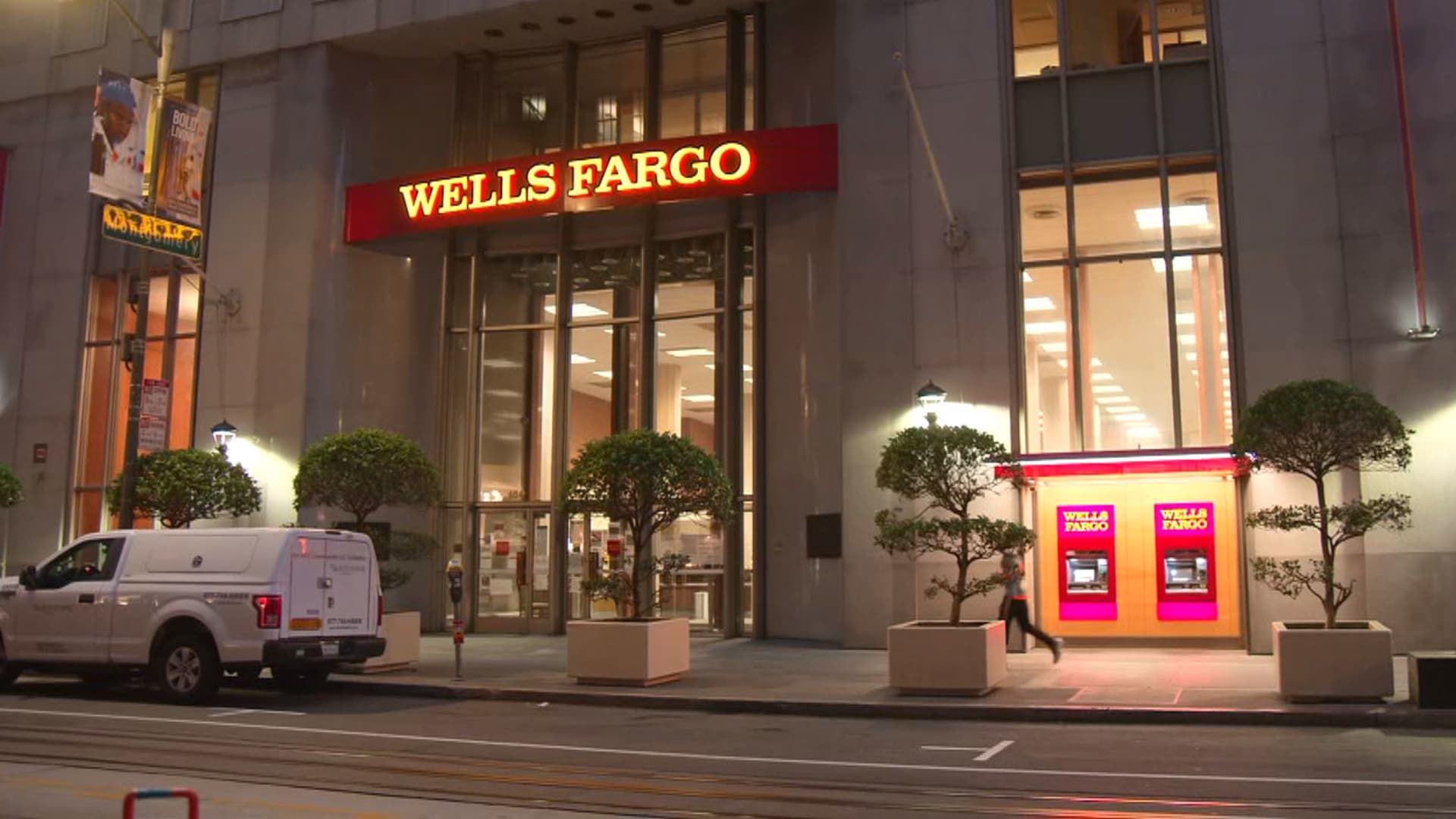 Wells Fargo announces $30 billion buyback, shares rise