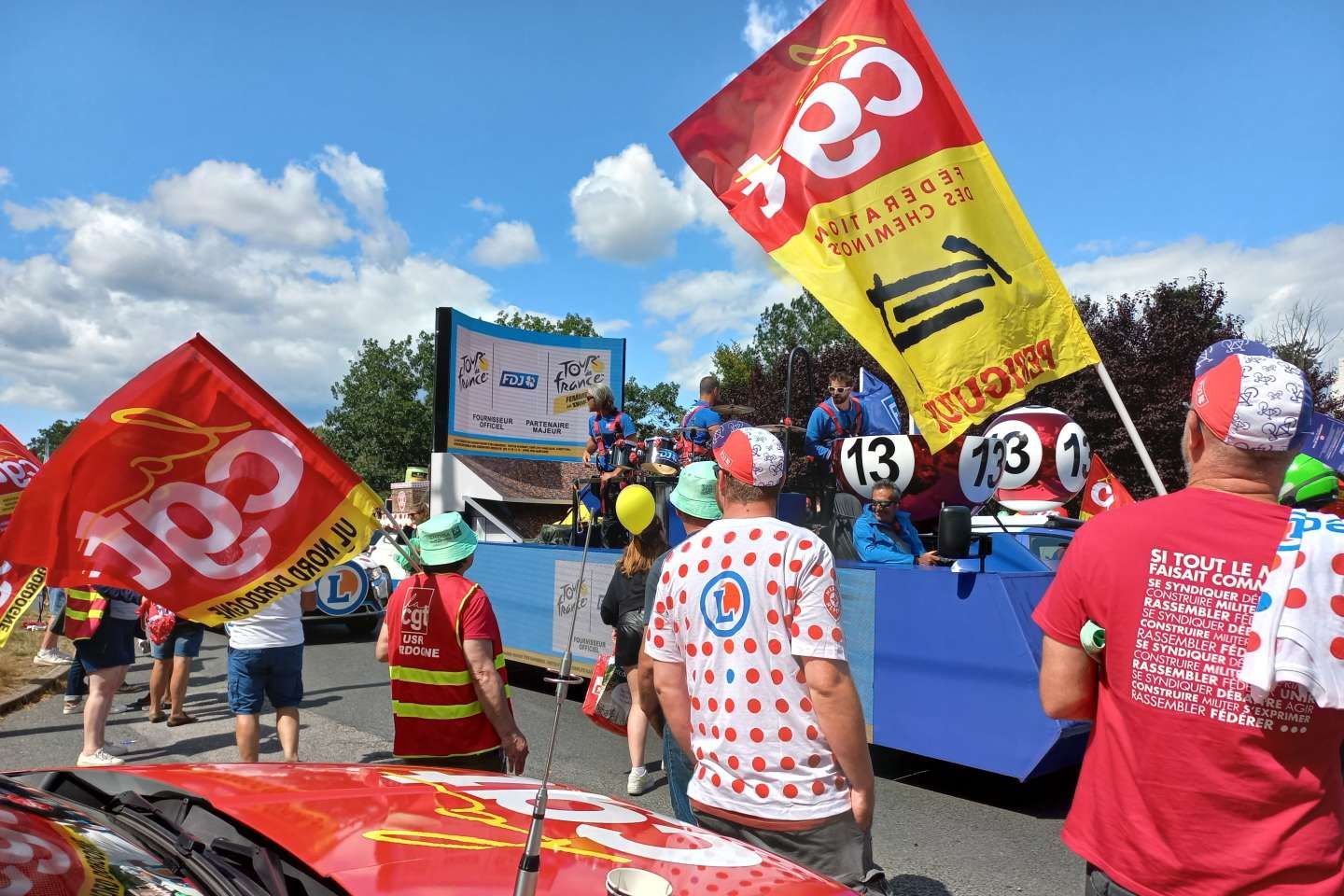 187 emplois menacés aux Papeteries de Condat : en Dordogne, " c’est tout un bassin de vie qui va sombrer "