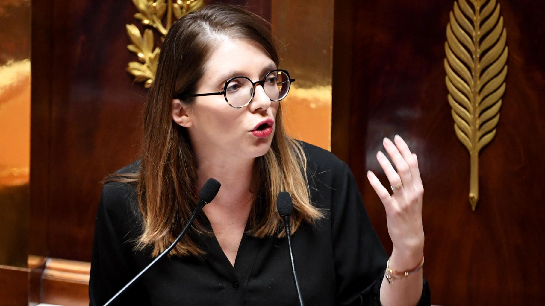 Aurore Bergé débarque au ministère des Familles et imagine un congé parental raccourci (mais mieux payé)