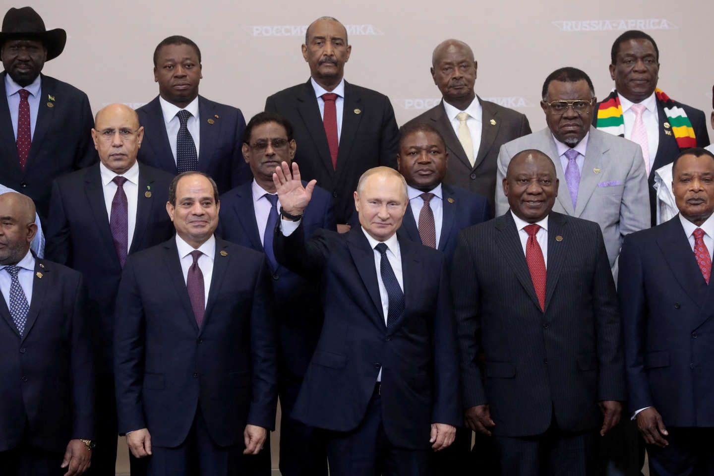 Sommet Russie-Afrique : qui posera sur la photo avec Vladimir Poutine ?