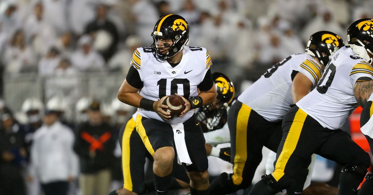 Iowa Football: Hawkeyes Release Depth Chart Bounceback Matchup with Michigan State