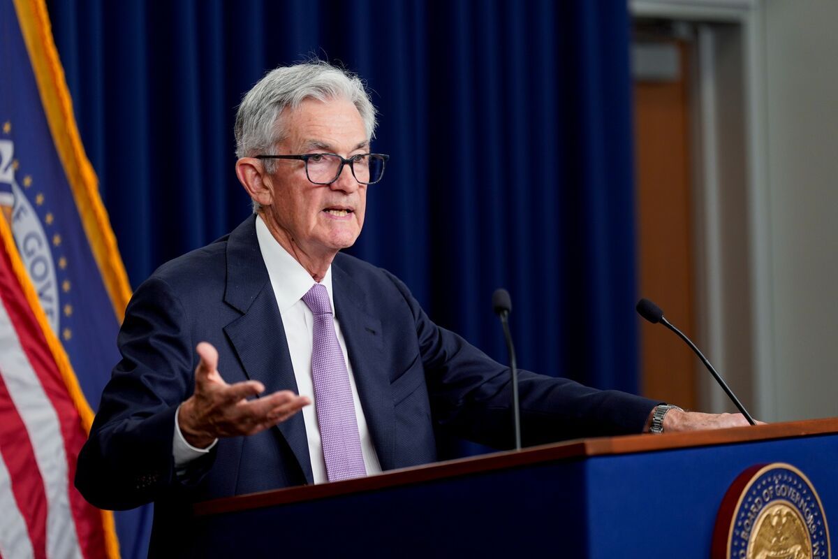 Powell Emerges Stronger After Leading Fed to Big Rate Cut