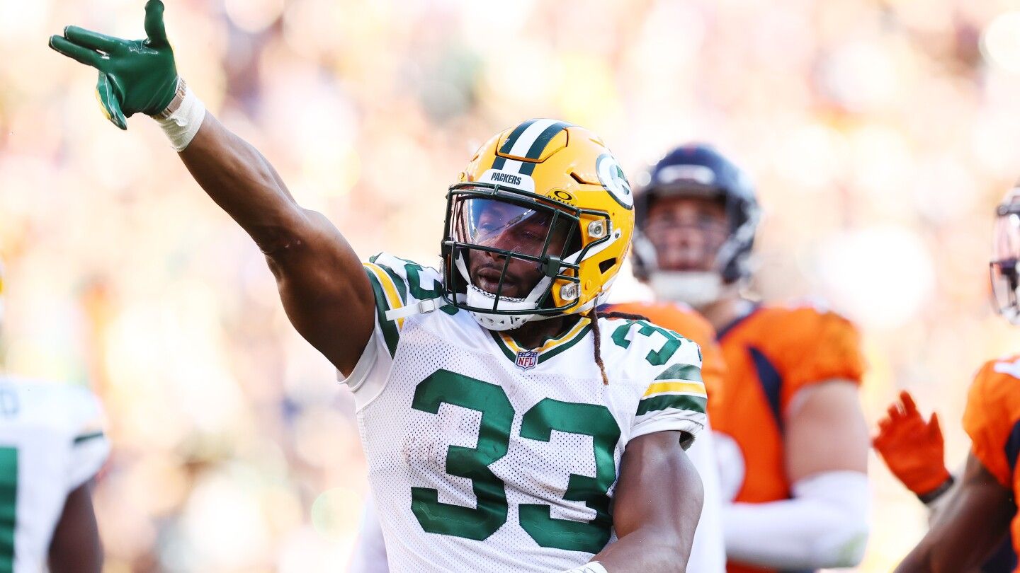 Aaron Jones out of practice Wednesday