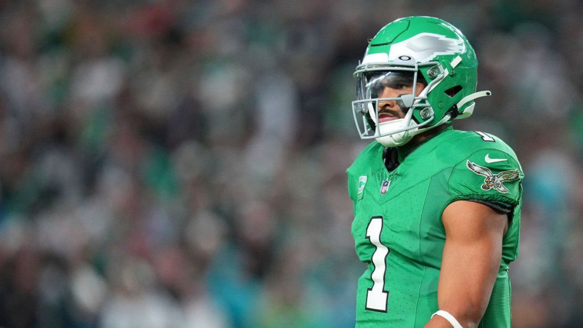 Jalen Hurts injury update: Eagles QB clears up status