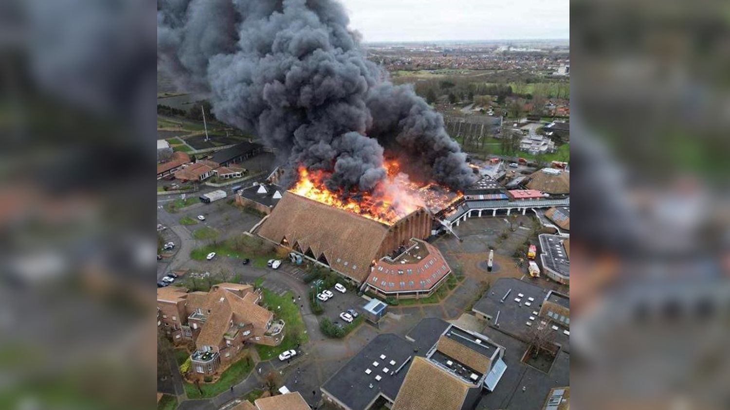 Nord : un impressionnant incendie ravage le centre sportif Sportica de Gravelines où joue l'équipe de basket