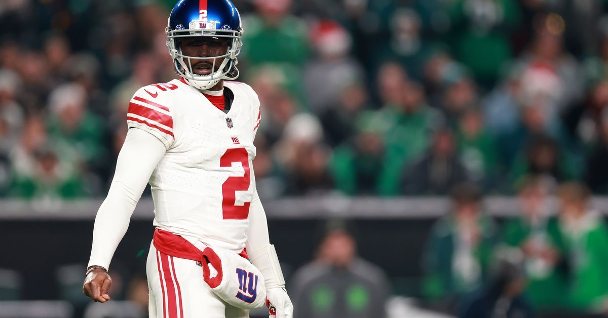 Giants change quarterbacks - Tyrod Taylor starts the second half in Philly