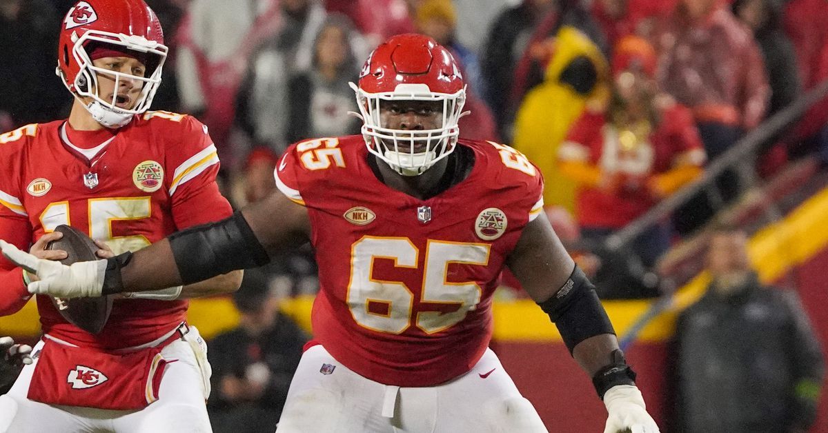 After loss to Raiders, Andy Reid gives updates on 2 injured Chiefs