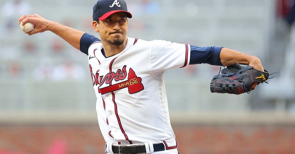 Charlie Morton, Ozzie Albies lead Braves to 7-4 win over Marlins