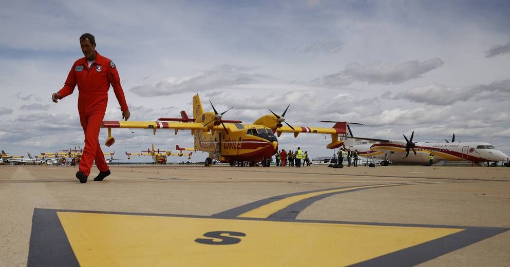 Feux de forêts : comment pompiers et Canadair se préparent à un été de tous les dangers