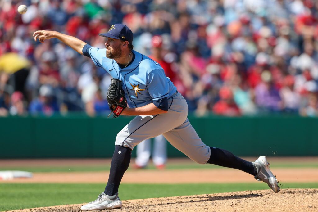 Rays DFA Heath Hembree, Select Zack Burdi