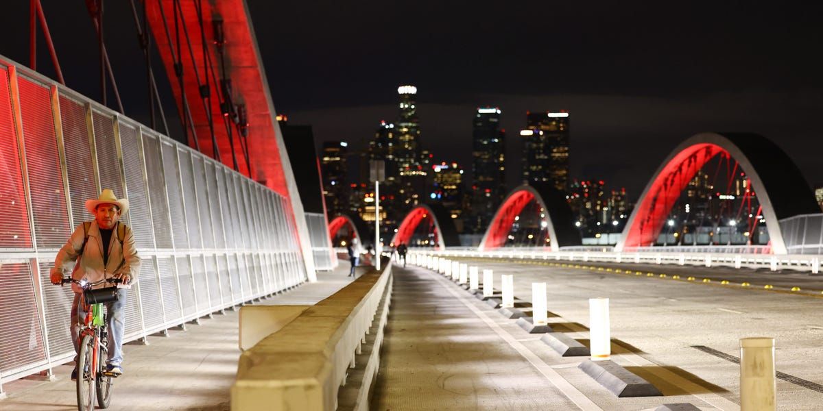 Teen Dies Trying to Film Social Media Stunt on LA Bridge: Police