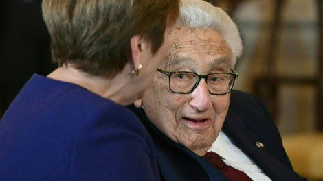 A 100 ans, Henry Kissinger toujours aussi controversé