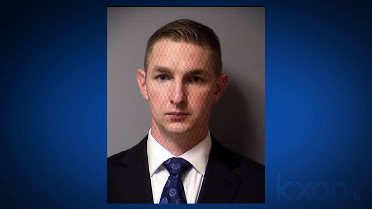 Judge approves mistrial motion in APD officer murder case