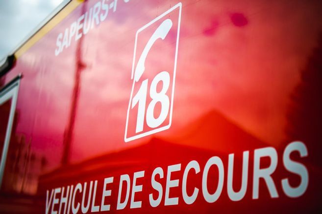 Un petit garçon de 3 ans dans le coma après être tombé dans le feu de la Saint-Jean