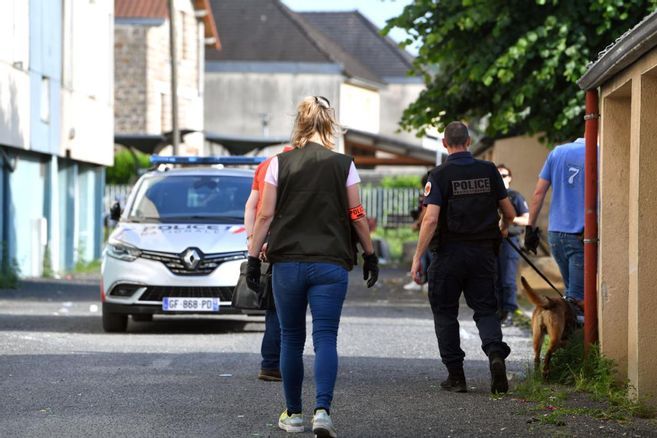 Meurtre de Karine Esquivillon : deux chargeurs et un silencieux retrouvés près du domicile familial