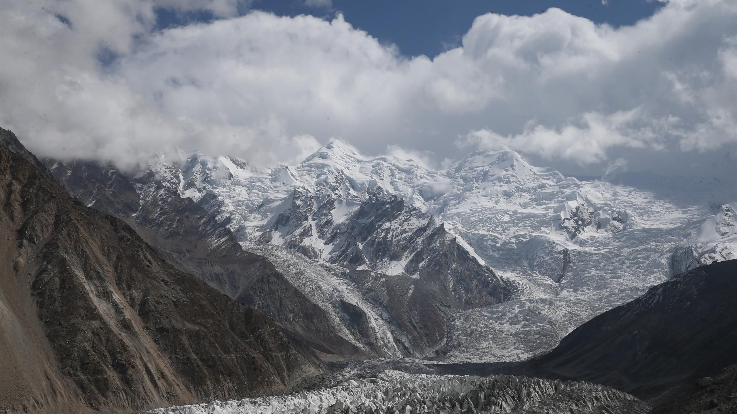 ALPINISME - 14 sommets à 8000 mètres d'altitude en 11 ans : Sophie Lavaud a réussi son exploit