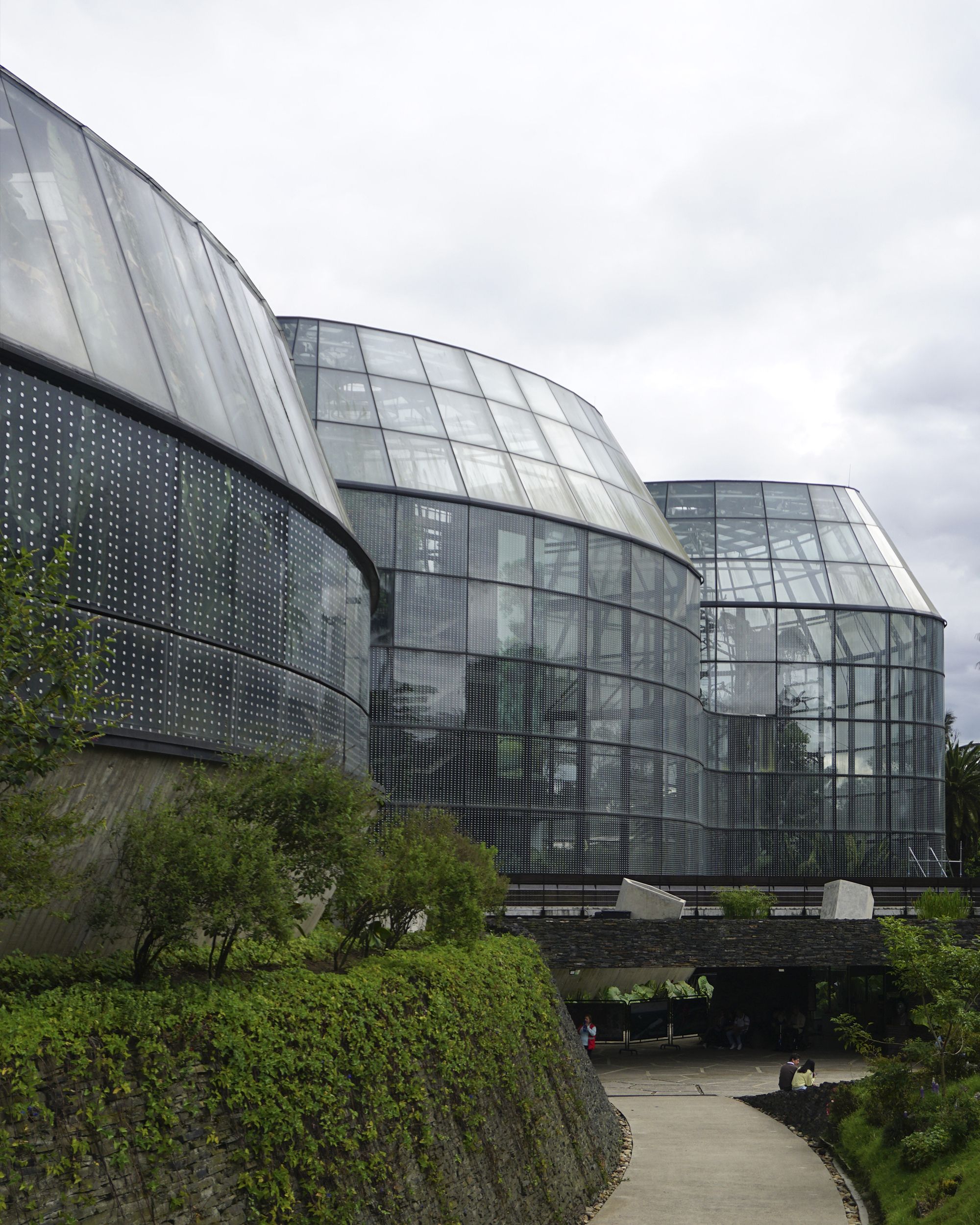 Before and After: the Tropicarium of the Bogotá Botanical Garden