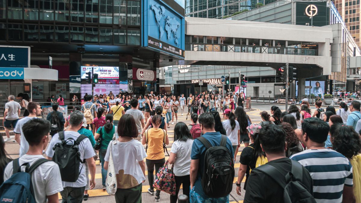 全日收市｜港股回吐69點 力守牛熊線 分析：企穩19,580始吸長線資金