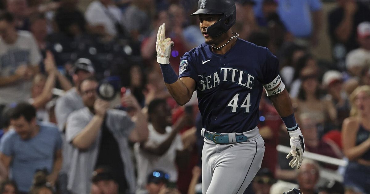 Julio Rodriguez-led Mariners come back big in late going, knock off Twins