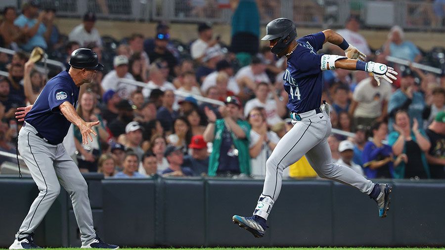 Julio homers twice in Mariners’ 9-7 comeback win over Twins