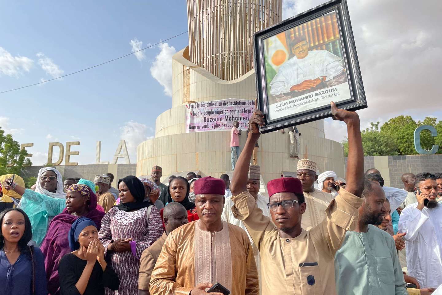 Niger : les militaires putschistes affirment avoir renversé le régime du président Bazoum