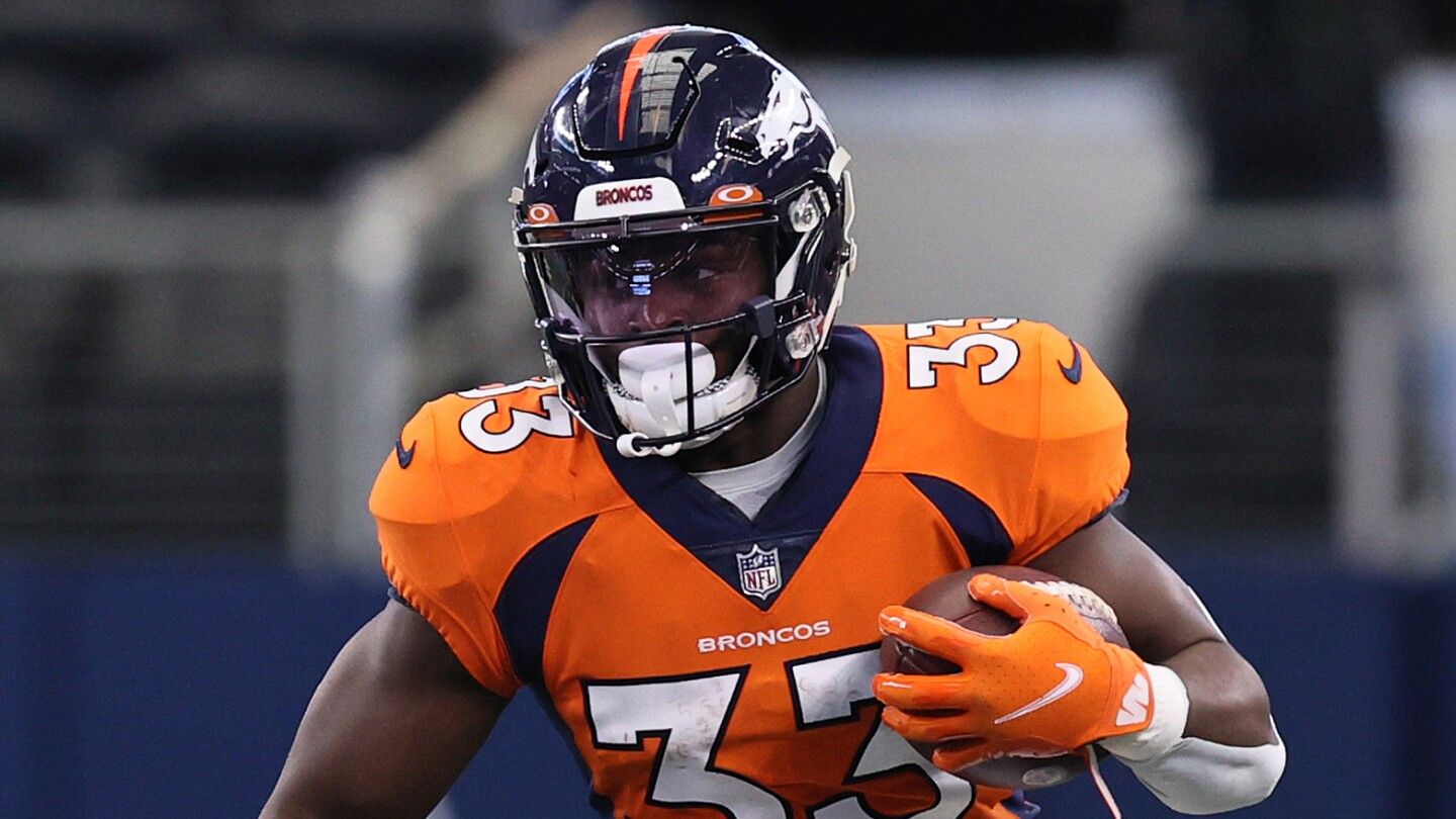 Javonte Williams practiced on first day of camp, but Broncos being deliberate with his return