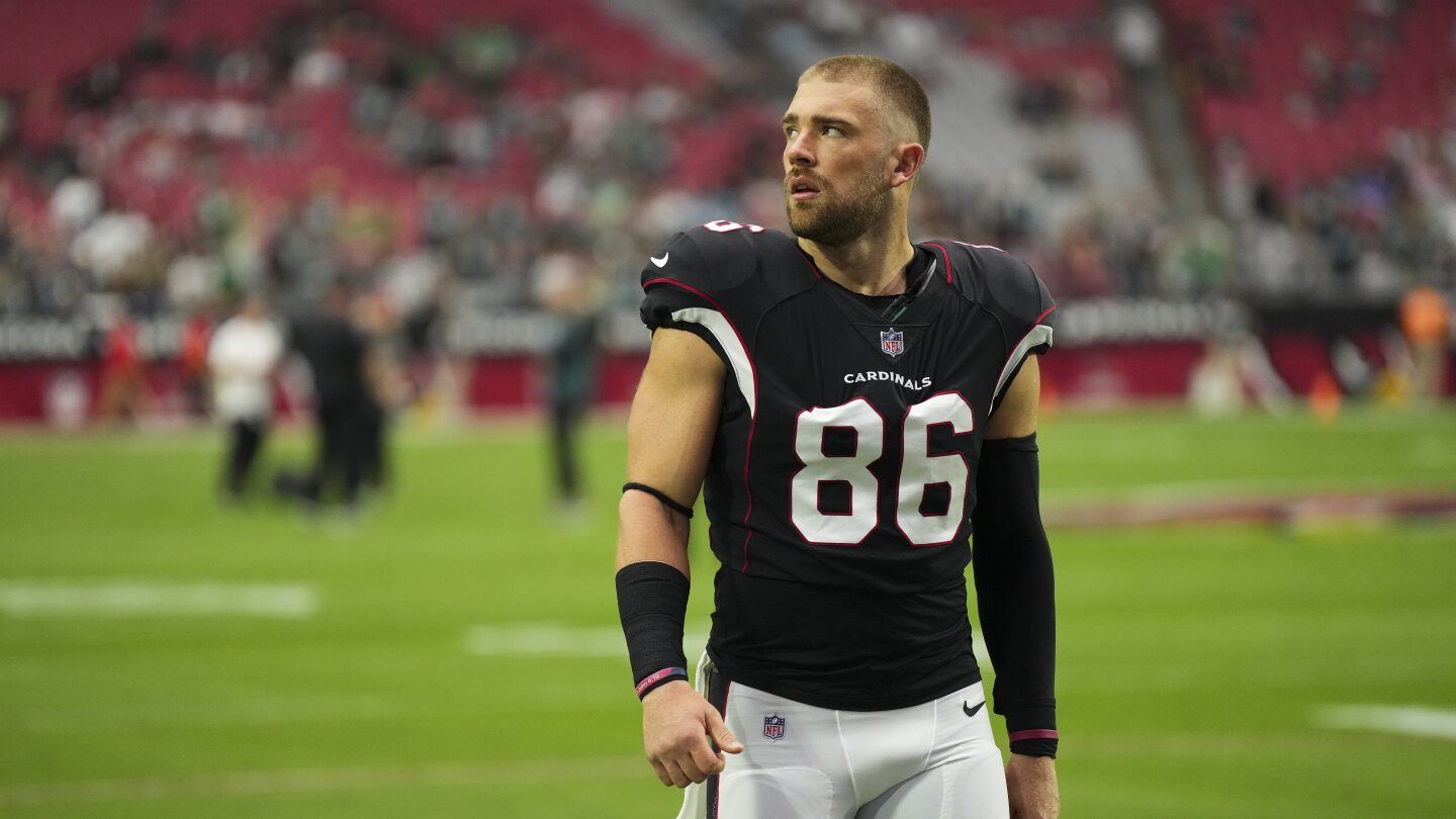 Cardinals place Zach Ertz on PUP list