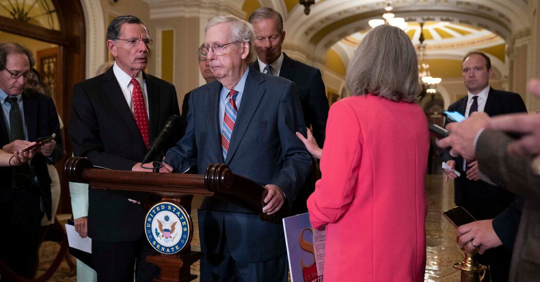 Mitch McConnell Freezes Midsentence in News Conference at Capitol