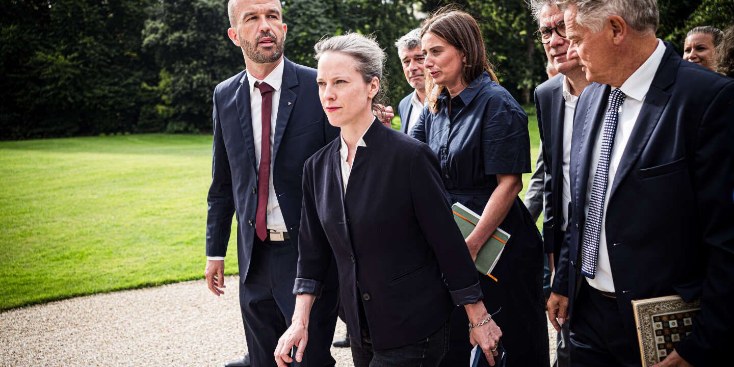 En direct : La France insoumise, le Rassemblement national et Eric Ciotti ne seront pas conviés à l’Elysée pour le second cycle de consultations