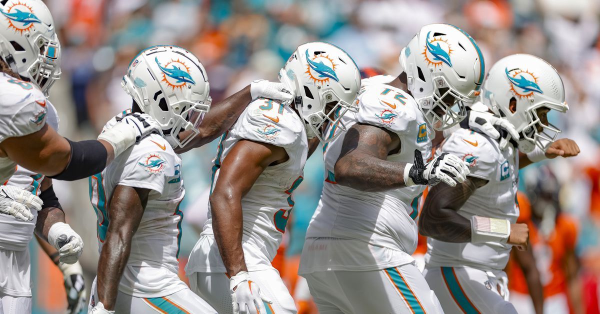 Week 4 NFL power rankings: Miami Dolphins overtake Kansas City Chiefs