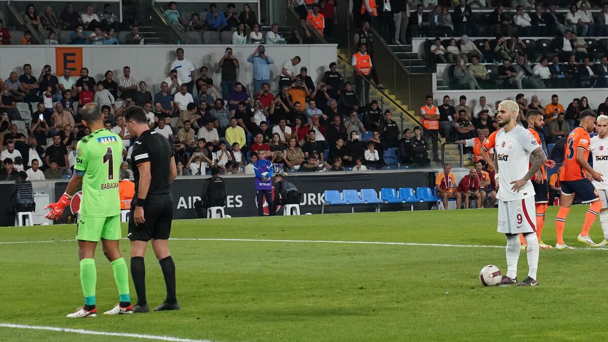 Galatasaray : l’incroyable raté de Mauro Icardi sur un penalty joué à deux