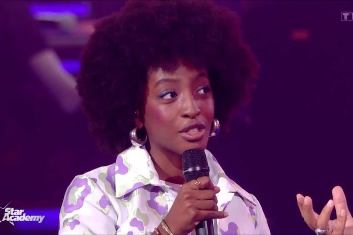 "Star Academy" : "Je vais mourir", Ebony chute en plein direct après son duo avec Barbara Pravi