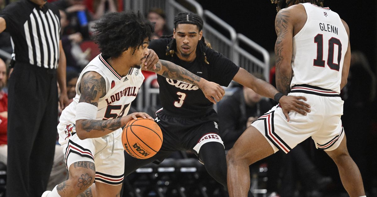 Louisville escapes with 90-84 overtime win over New Mexico State