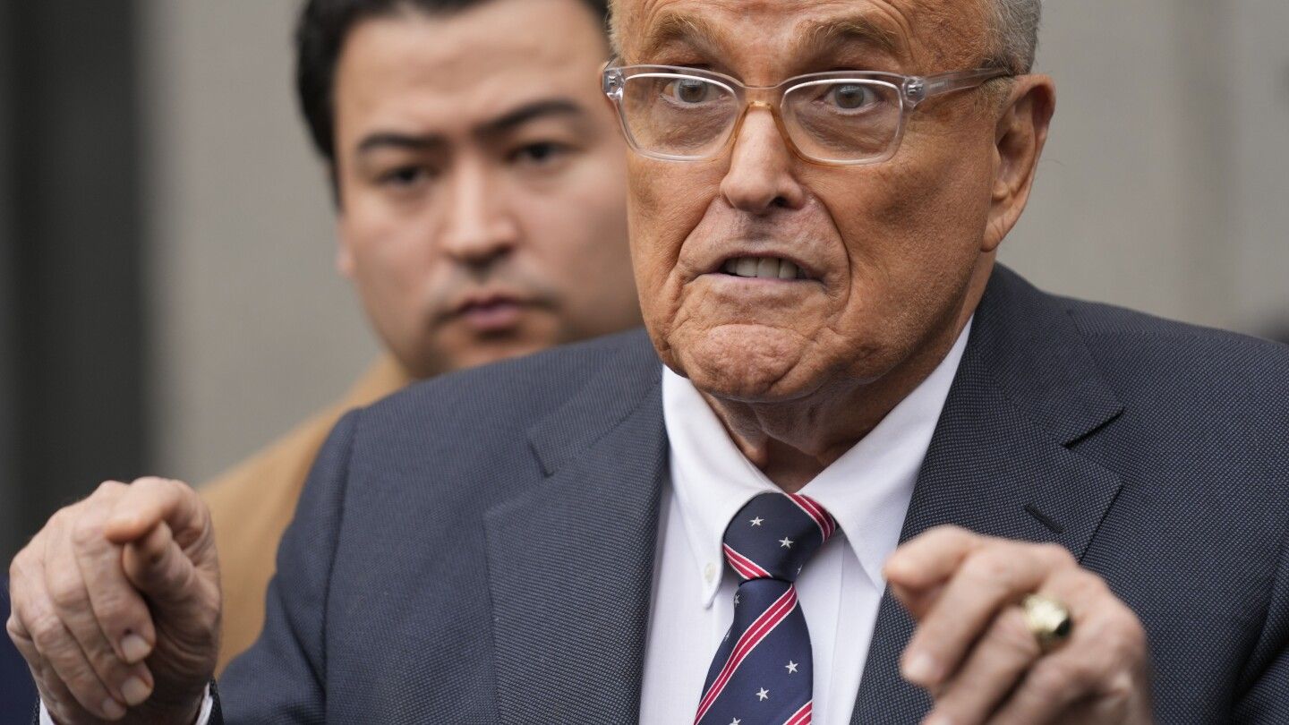 Rudy Giuliani draws rebuke for a courtroom outburst