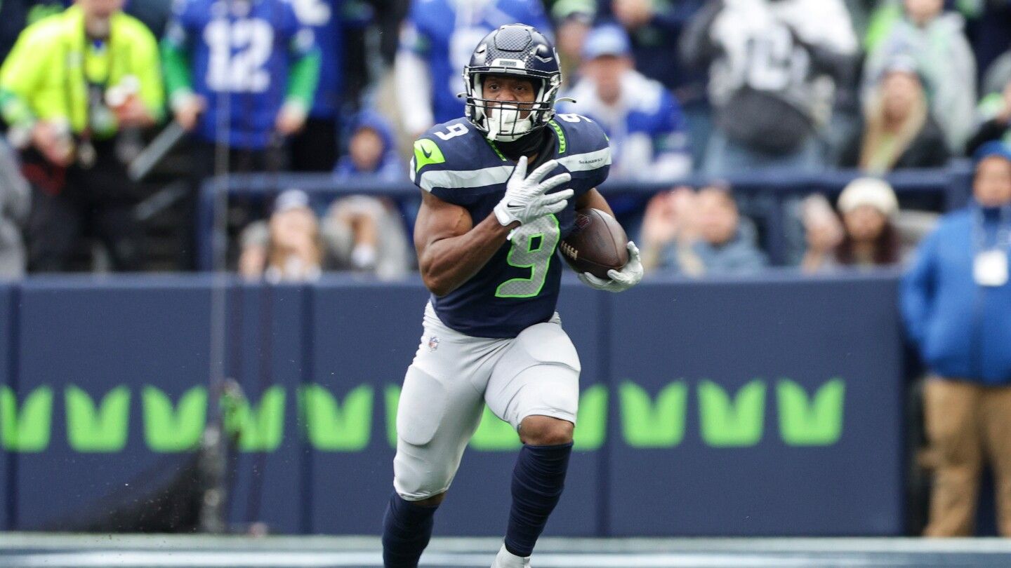 Seahawks place RB Kenneth Walker on injured reserve