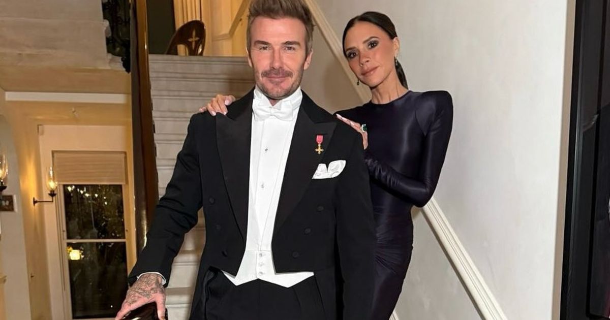 David et sa dinde, Victoria en pyjama rayé, Cruz à la guitare… La folle journée de Noël des Beckham