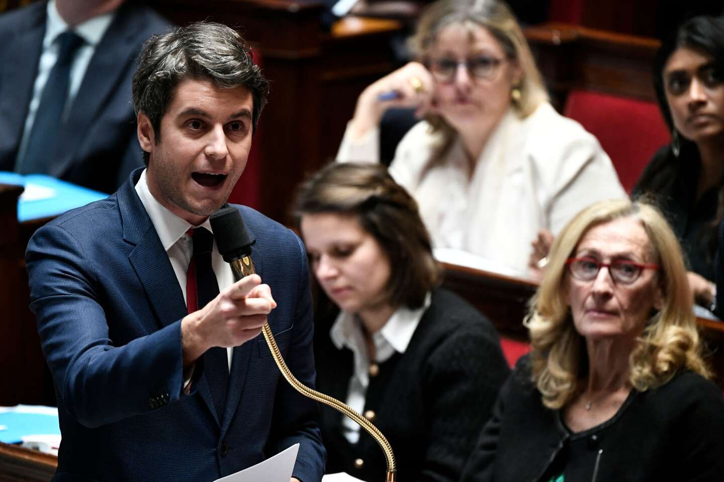 Gabriel Attal se demande, en désignant le RN, " si les troupes de Vladimir Poutine ne sont pas déjà dans notre pays "