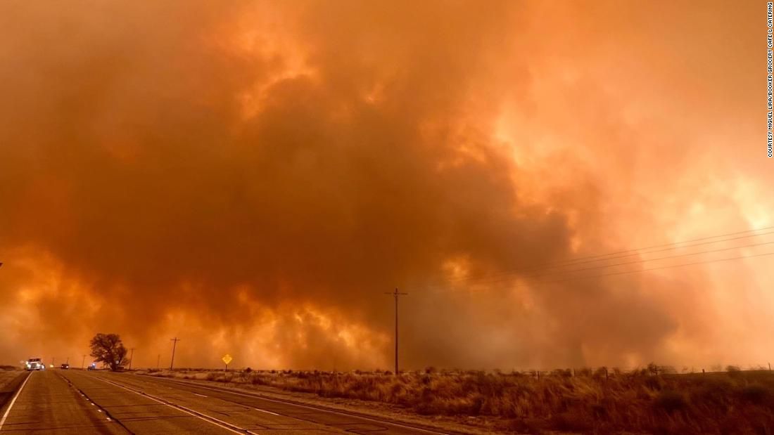 Smokehouse Creek Fire grows rapidly in Texas